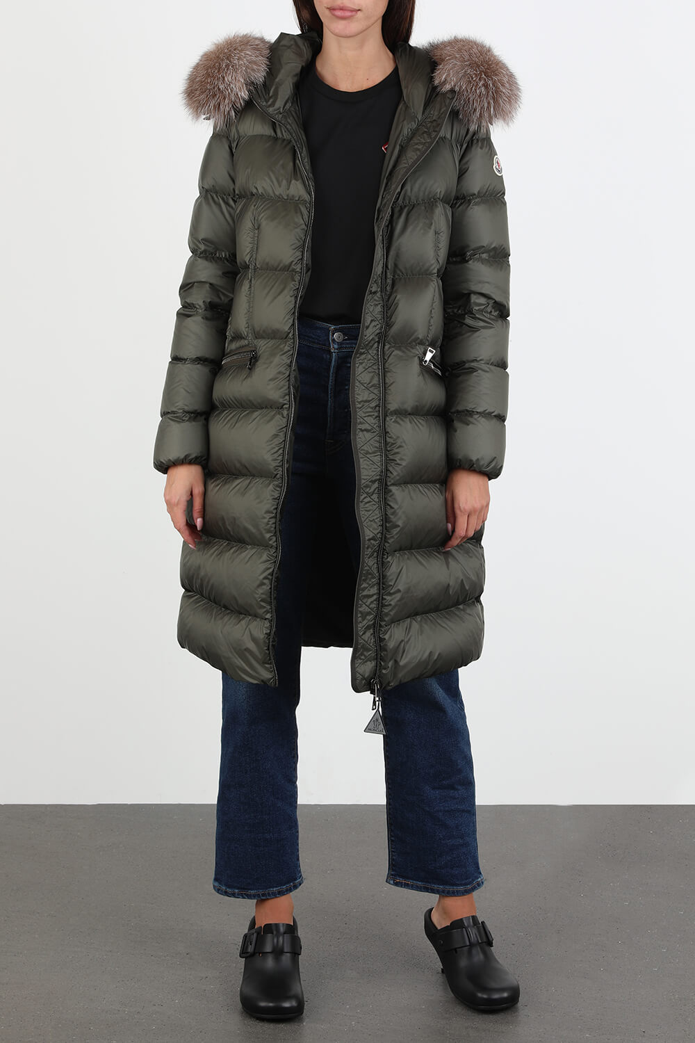 מעיל פאפר ארוך עם קפוצ'ון פרוותי בגוון ירוק